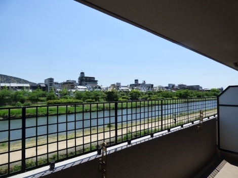 鴨川アーバンライフ