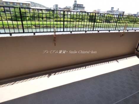 鴨川アーバンライフ